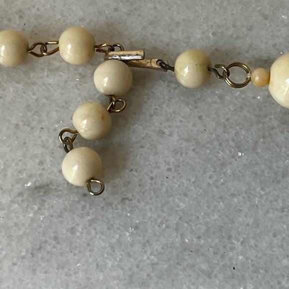 Elegant Cream Beaded Necklace art deco vintage - Picture 12 of 13